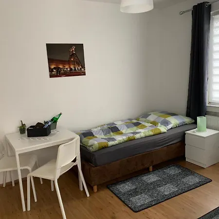 Ferienwohnung-du-florapark 1 * דיסבורג